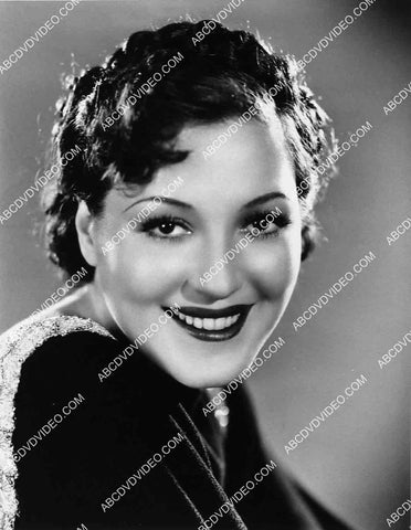 great Beverly Roberts portrait 2704-4