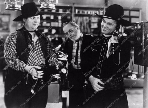 Gene Autry Smiley Burnette western film Git Along Little Dogies 2715-27