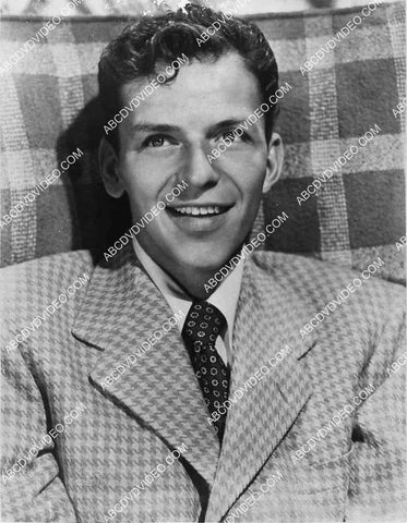 Frank Sinatra portrait 2721-35
