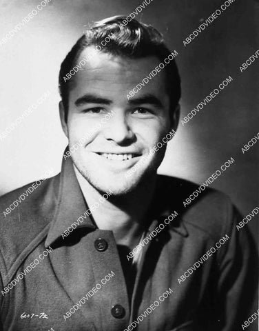 Burt Reynolds portrait 2729-30