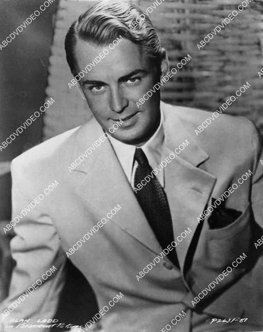handsome Alan Ladd portrait 2753-32