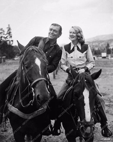 candid Clark Gable and wife Sylvia Ashley on horseback 2766-15