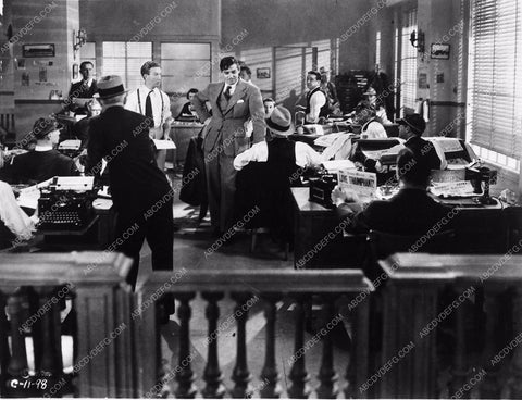 Clark Gable Claudette Colbert film It Happened One Night 2766-26