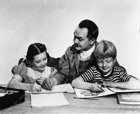 Margaret O'Brien Edward G. Robinson fim Our Vines have Tender Grapes 2832-29