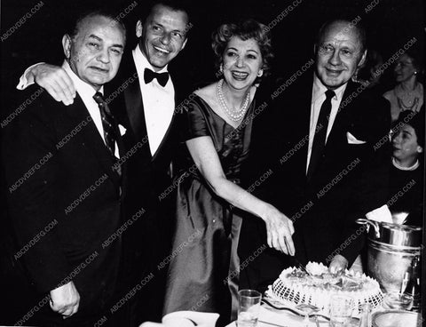 candid Edward G. Robinson Frank Sinatra Jack Benny & wife celebration 2895-03