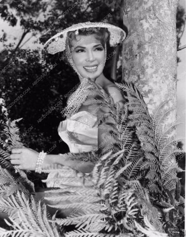Dolores Gray outdoors portrait 2920-23