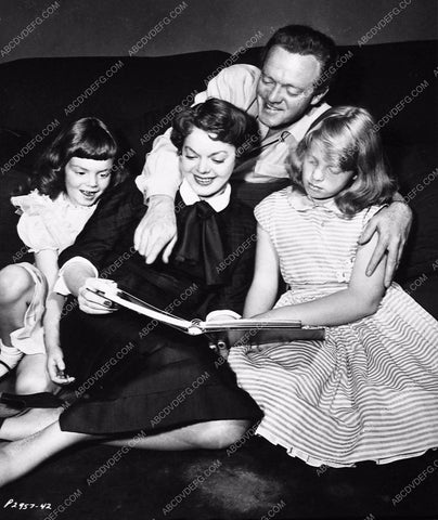 Van Heflin and cast 2925-32