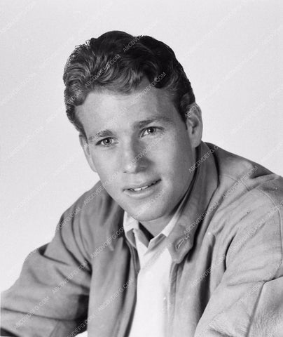 Ryan O'Neal portrait 2936-15
