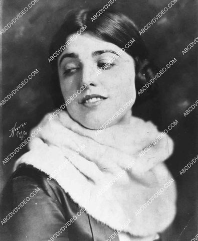 2959-034 silent film actress Virginia Rappe portrait 2959-034