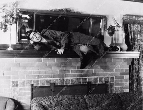 Eddie Cantor sleeping on mantel 3002-29