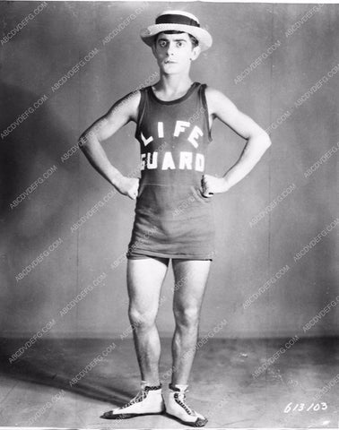 Eddie Cantor in lifeguard bathing suit 3002-32