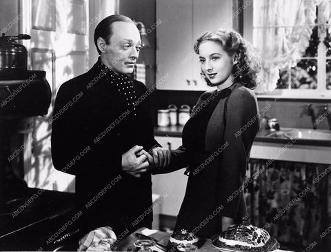 Peter Lorre Evelyn Keyes film noir The Face Behind the Mask 3021-11