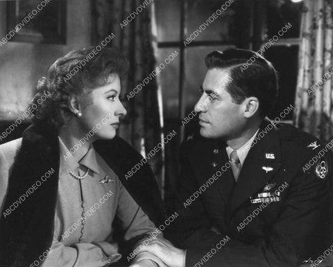 Greer Garson John Hodiak film The Miniver Story 3032-24