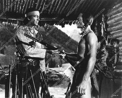 Robert Taylor western film Devil's Doorway 3098-12