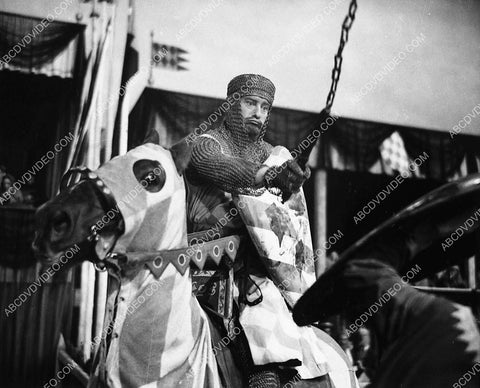 Robert Taylor knights in action film Ivanhoe 3197-19