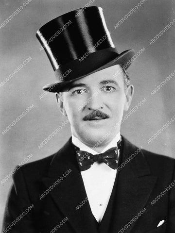 Raymond Griffith portrait in top hat 3262-35