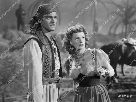 Maureen O'Hara Paul Hubschmid film Bagdad 3308-15