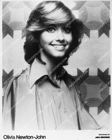 Olivia Newton-John portrait 3381-06