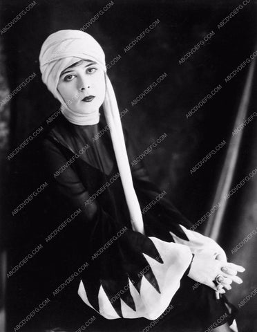 Theda Bara beautiful fashion portrait 3389-19