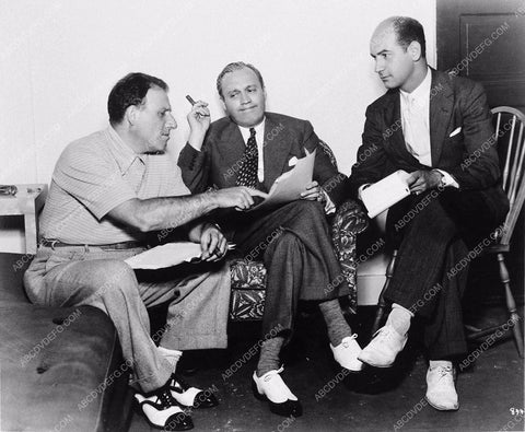 Jack Benny candid going over script 3401-26