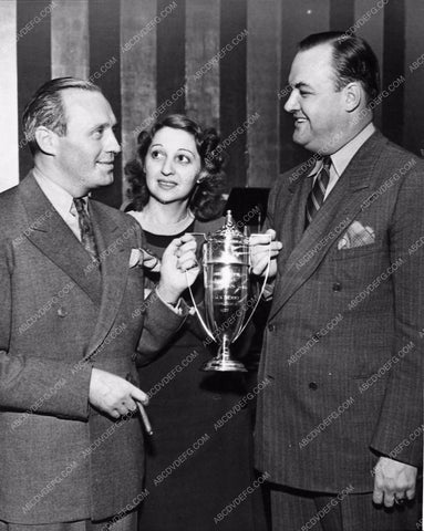 Jack Benny Mary Livinstone Don Wilson trophy cup 3402-15
