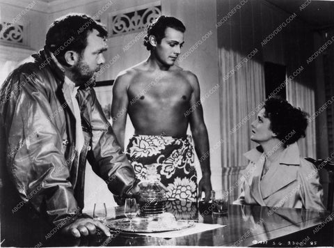 Thomas Mitchell shirtless Jon Hall Mary Astor film Hurricane 3406-20
