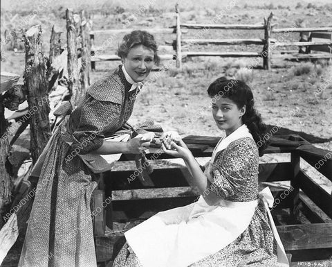 Irene Rich Gail Russell film Angel and the Badman 3439-14