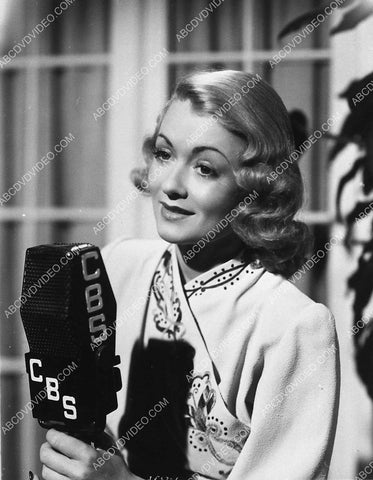 Constance Bennett at the CBS microphone 3439-26