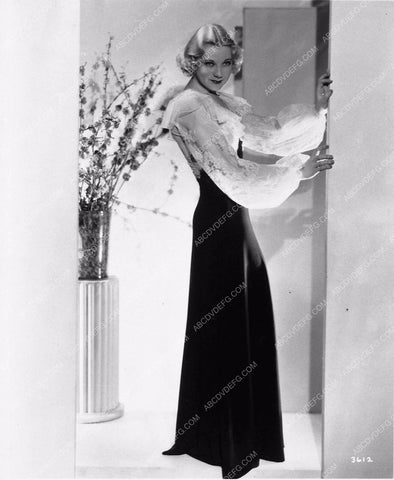 Una Merkel 3445-22