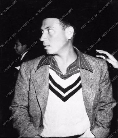 great candid Harpo Marx in civilian clothes 3466-10