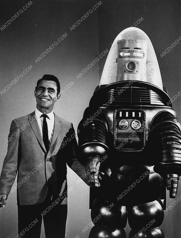 Rod Serling poses w a modified Robby the Robot 3497-18