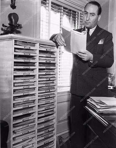 Hal B. Wallis executive portrait 3518-05