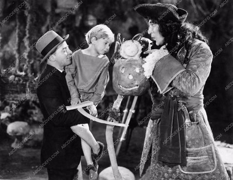 Ernest Torrence unidentified film scene 3518-15