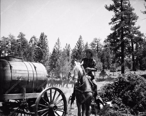 Roy Rogers & Trigger in action western film Trail of Robin Hood 3568-22
