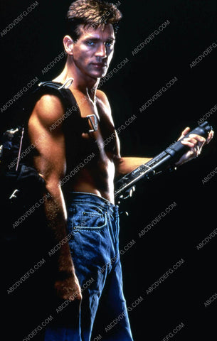 Eric Roberts film Freefall 35m-641