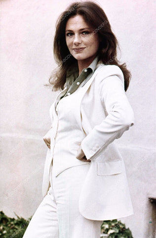 Jacqueline Bisset portrait 35m-835