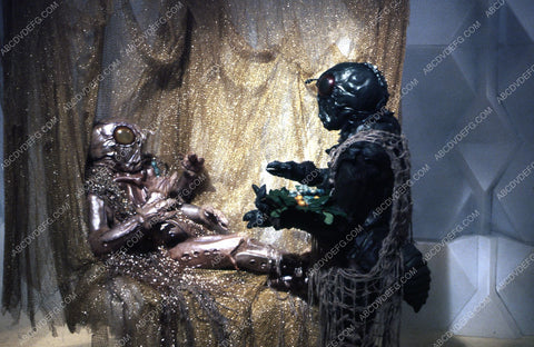 insect race original TV Battlestar Galactica 35m-10067