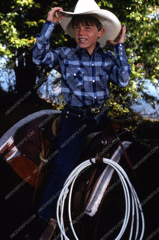 some child star TV Dallas 35m-10992
