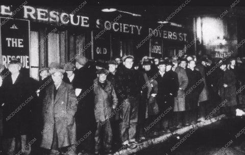 news photo street scene during The Great Depression 35m-11738