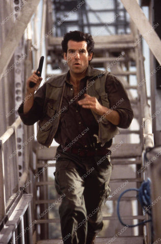 Pierce Brosnan James Bond film GoldenEye 35m-12032