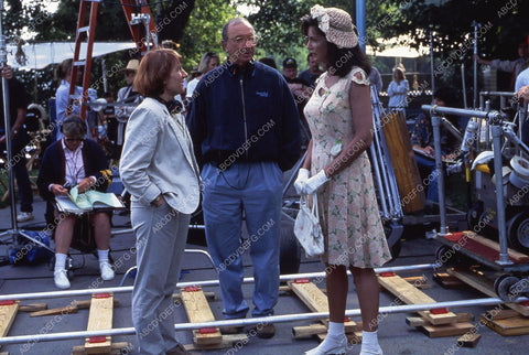 Mercedes Ruehl Neil Simon Martha Coolidge on set film Lost in Yonkers 35m-12047