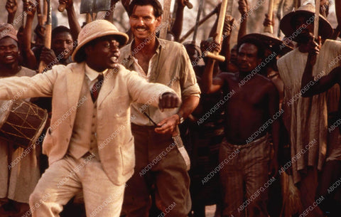 Maynard Eziashi Pierce Brosnan film Mister Johnson 35m-12068
