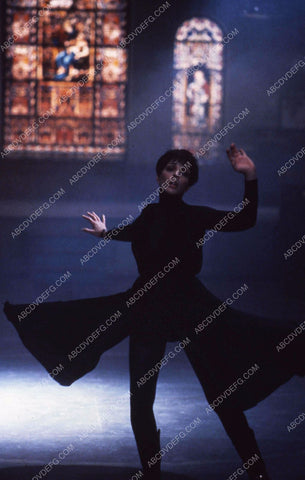 Liza Minelli dance sequence 35m-12092