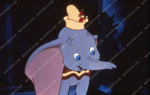 animated characters Dumbo 35m-12193