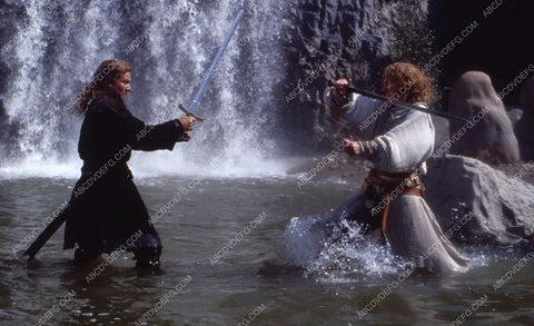 Dennis Quaid Brian Thompson sword fighting film Dragonheart 35m-12277