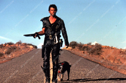 Mel Gibson film The Road Warrior 35m-1278