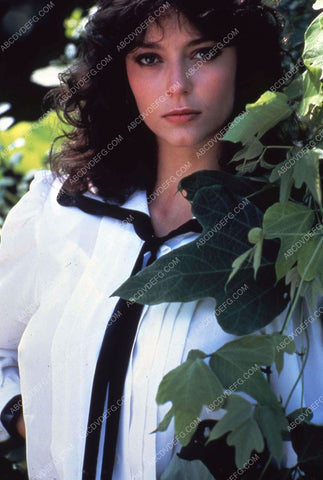 beautiful Rachel Ward in the garden 35m-13254