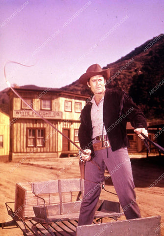 Clint Walker driving the wagon TV Cheyenne 35m-13357