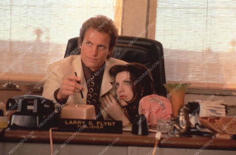 Woody Harrelson Courtney Love film The People vs Larry Flynt 35m-13524-2