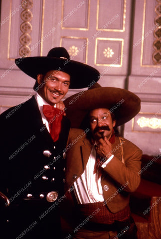 Jimmy Smits Cheech Marin TVM The Cisco Kid 35m-1352